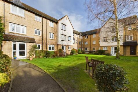 CAM02545G0-PR0338-STILL015