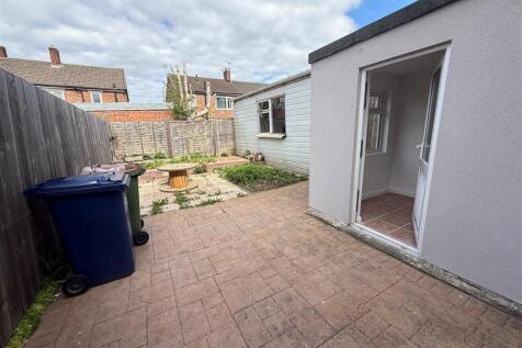 Langdale Crescent, Middlesbrough. photo 5