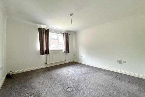 Queensdown Gardens, Brislington, Bristol photo 5