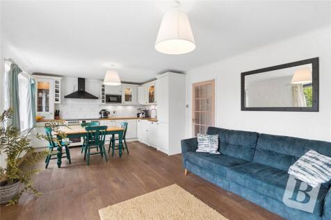 Kitchen/Living Room