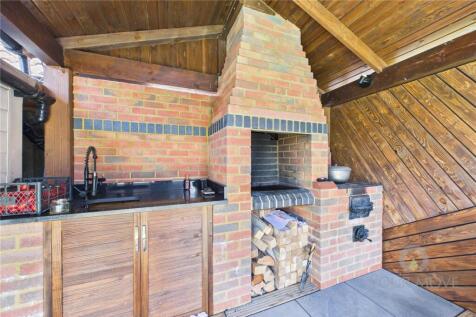 Garden Kitchen