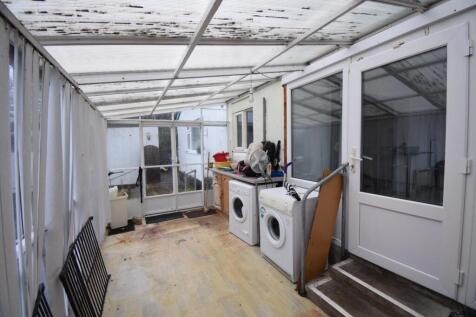 Lean-to Utility Room