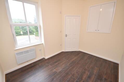 Bridge Street, Neston photo 4