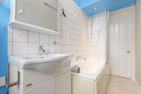 Bathroom sink and tub