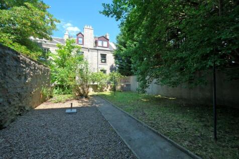 Exterior garden area