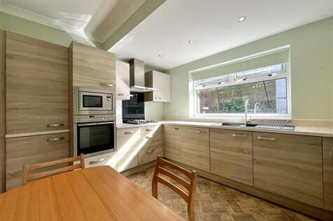 Bramleys Estate Agents - Barcroft Road - Newsome (
