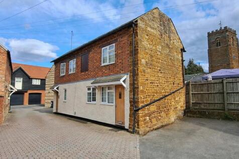 1&amp;2 Moat Yard, Moat Lane, Towcester.jpeg
