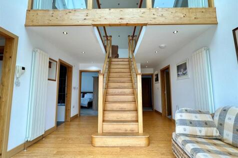 Caledonian House Hallway