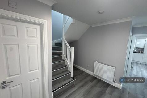 Mawney Road, Romford, RM7 photo 4