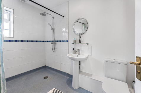 Annex En-suite Shower Room