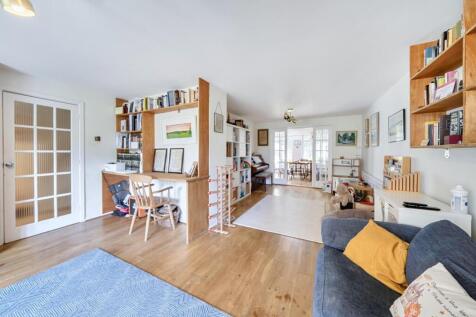 Davidson Frost-Wellings, DFW, Temple Mead Close, H