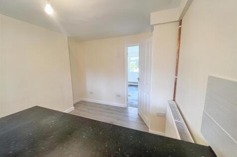 Lounge/ open Plan Kitchen