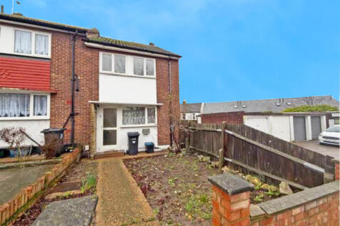 Buntingbridge Road, Ilford, Essex, IG2 photo 5