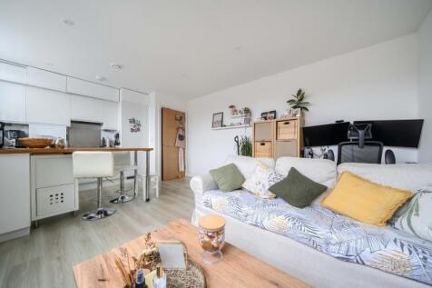 Kitchen/Reception