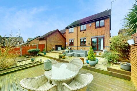 Henley Court Rear Garden