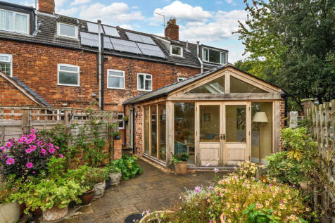 1364852-2-68eccaa...