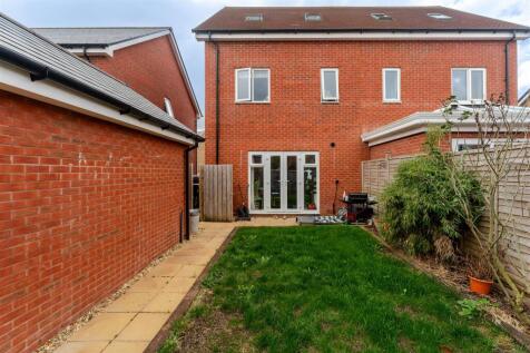 99 Moorhen Rd BS49 4FP 12.jpg