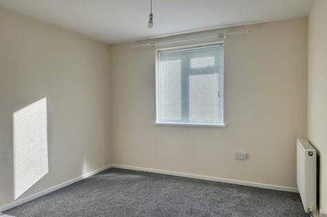 Downey Close, Wallisdown, Bournemouth photo 5