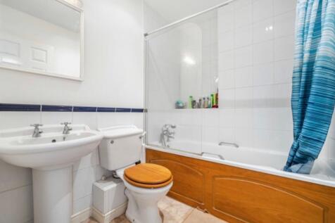 Elliotts Way, Caversham, RG4 photo 4