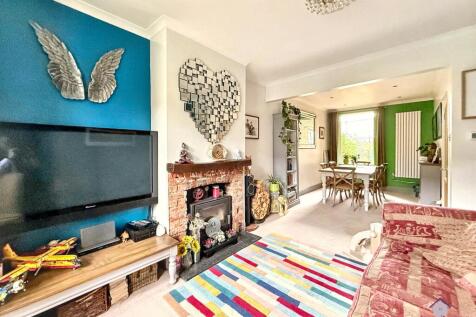 3 Bedroom Semi Detached for Sale