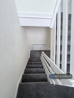 Broomlee Close, Newton Aycliffe, DL5 photo 4