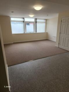 King Street, Wrexham photo 4