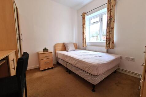 Bedroom 2 - 48 Elizabeth Way