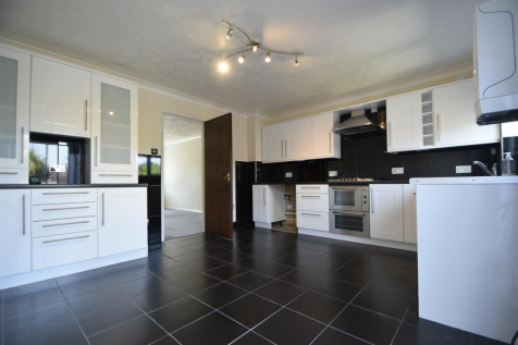 Kitchen1.png