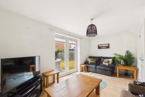 CAM05451G0-PR0165-STILL013.jpg