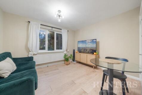Flat 1, Elliot Court N15 4UD-7.jpg