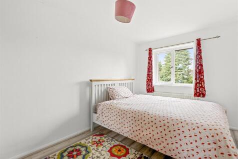 11 Pinels Way, HP11 1TU-2.jpg