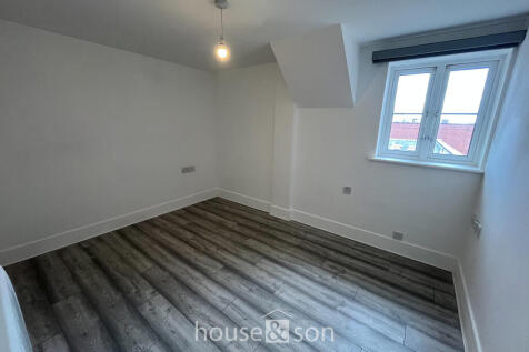 Latimer Court, 2 Latimer Road photo 5