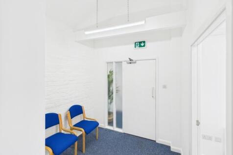 Office to rent Image 12