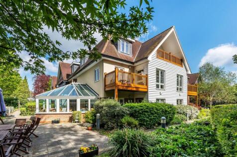 35-Bethell-Court-24.jpg