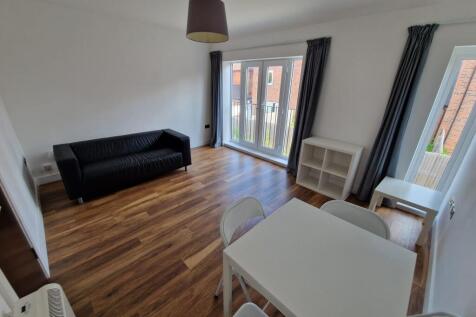 Russell Terrace, Leamington Spa photo 3
