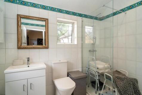 038-77 Allum Lane.jpg