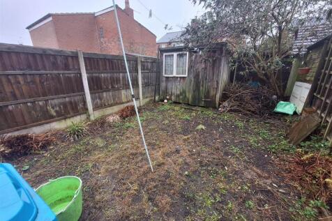 Rear garden (2).jpg
