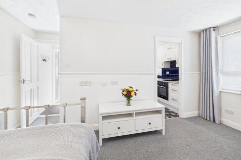 CAM05068G0-PR0050...