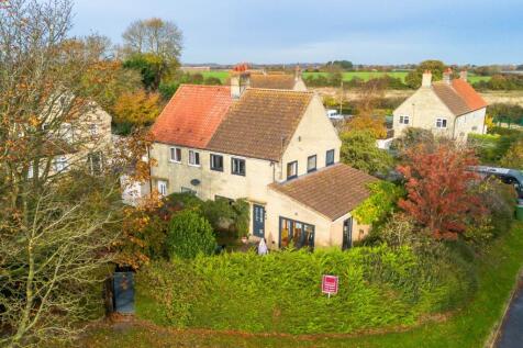 Holt, NR25 - property photo