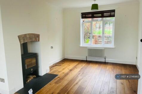 Lounge Rear Unfurnished