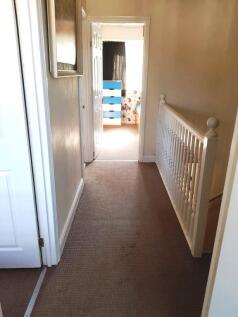 Broad Lane Close, Leeds, West Yorkshire, LS13 photo 5