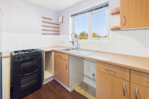 CAM02519G0-PR0369-STILL002