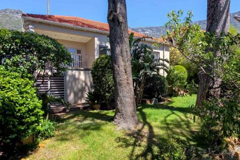 Beautiful Green Garden