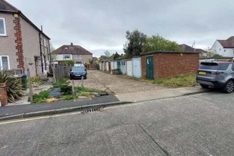 Garage No. 11 Stanhope Road, Bexleyheath, Kent, DA7 4PU