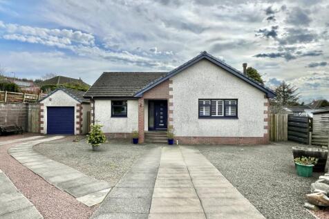 5 Burnside Gardens, Kirkcudbright - Williamson and