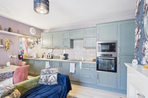 Open Plan Living Dining Kitchen