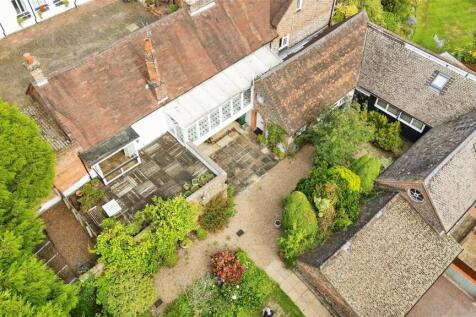 Lifestyle Feature Shot