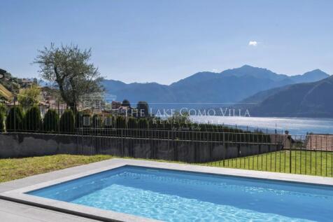 Lenno the lake como villa-via degli alpini