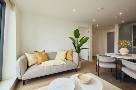 Angorfa (A06), Guildford Crescent, Cardiff photo 4
