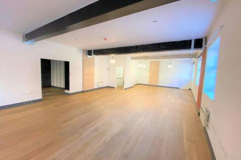 10 Market Place  Brentford 2.JPG